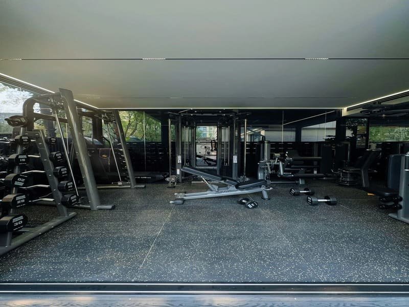 Diagram showing molecular breakdown of rubber